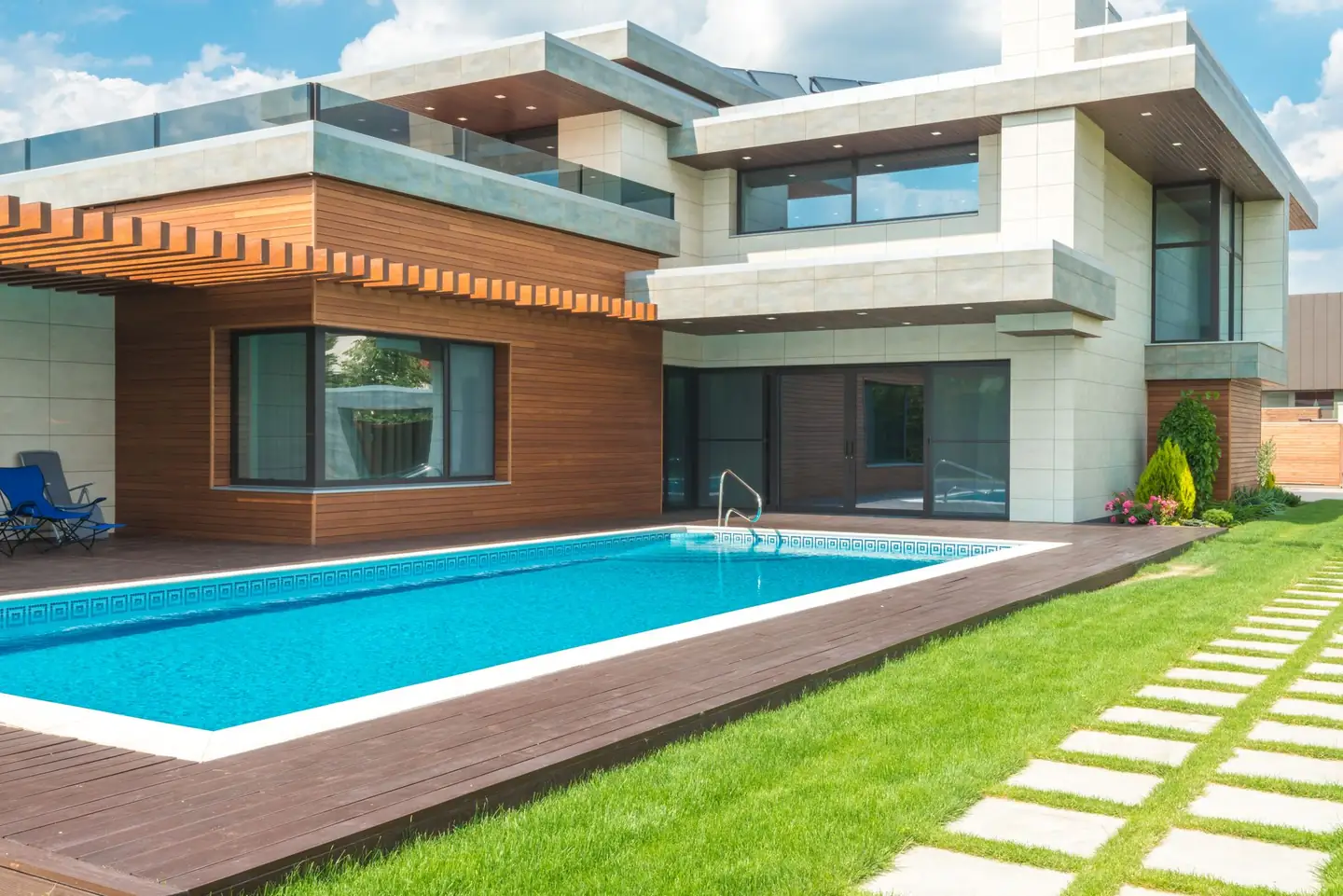 Swimming pool builders serving Kiama, NSW